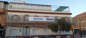 HOSTAL CIUDAD JARDIN
